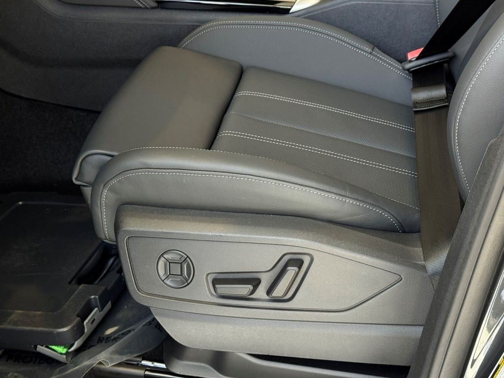 2025 Audi Q5 Premium 18