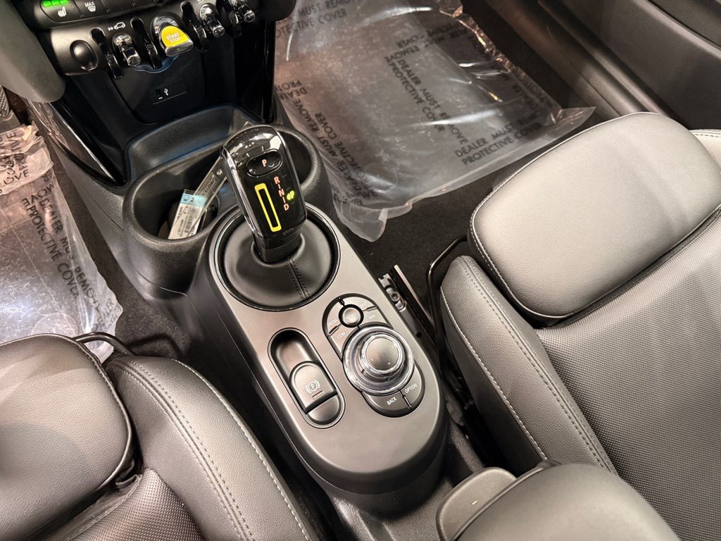 Thumbnail: 2024 MINI Cooper - 19