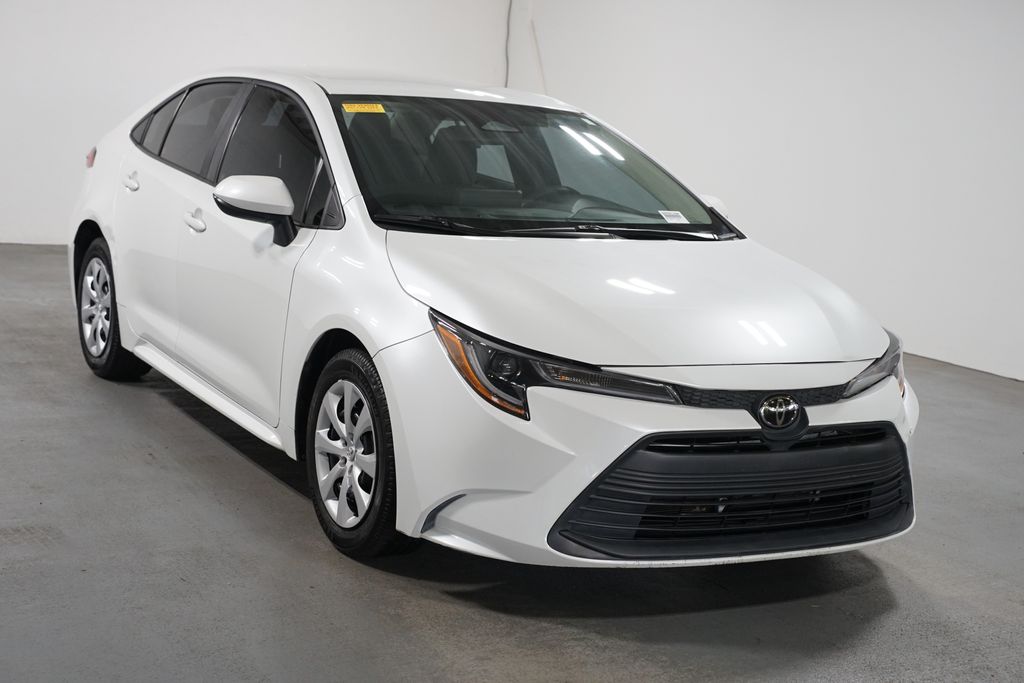 Thumbnail: 2024 Toyota Corolla - 3