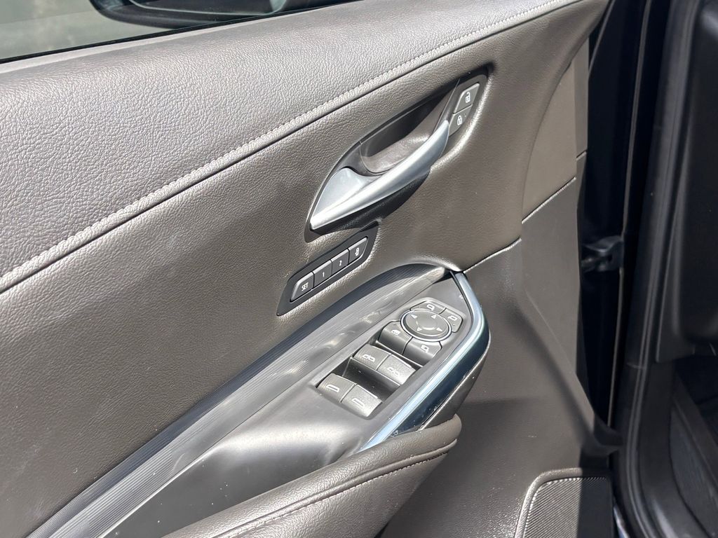 Used Car 2025 Cadillac Xt4  Premium Luxury For Sale Under $35,000 In Austin, Texas