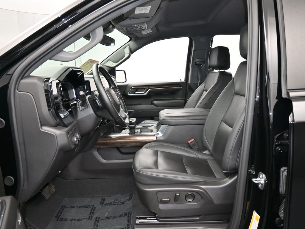 Used 2024 Black Chevrolet LT Trail Boss image 11