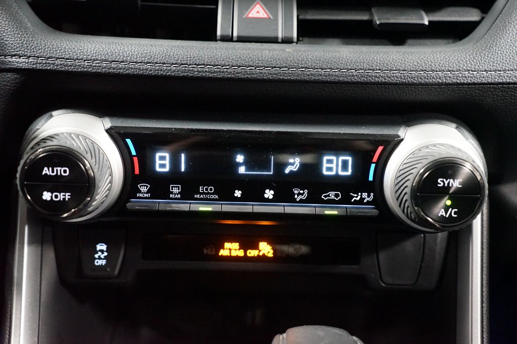 Thumbnail: 2025 Toyota RAV4 - 20