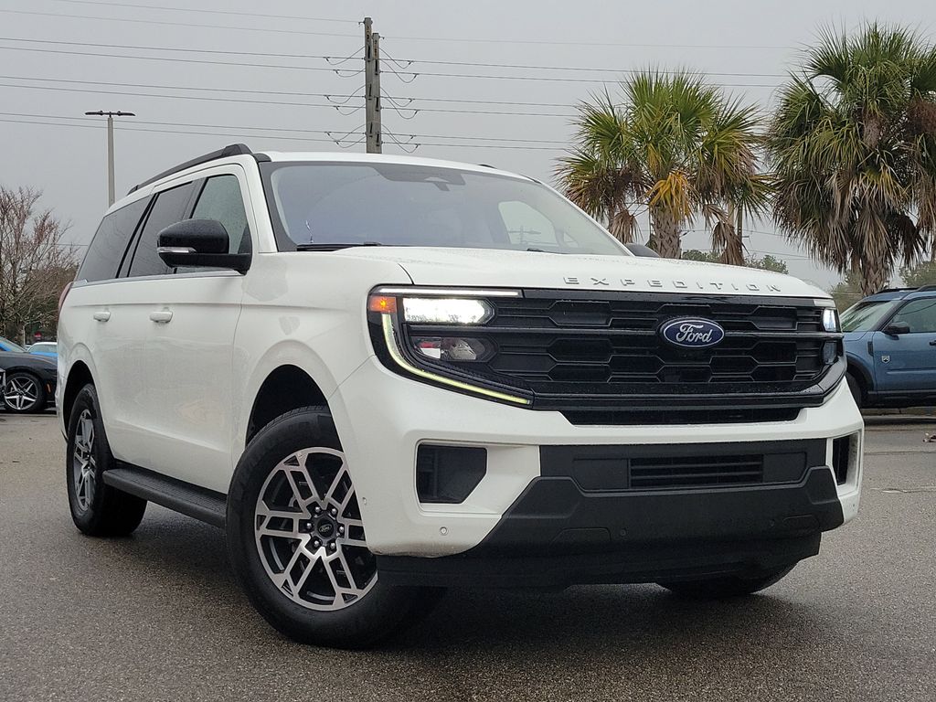 2025 Ford Expedition Active RWD