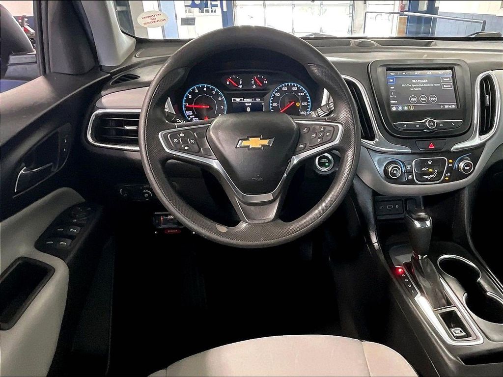 2019 Chevrolet Equinox — photo 18