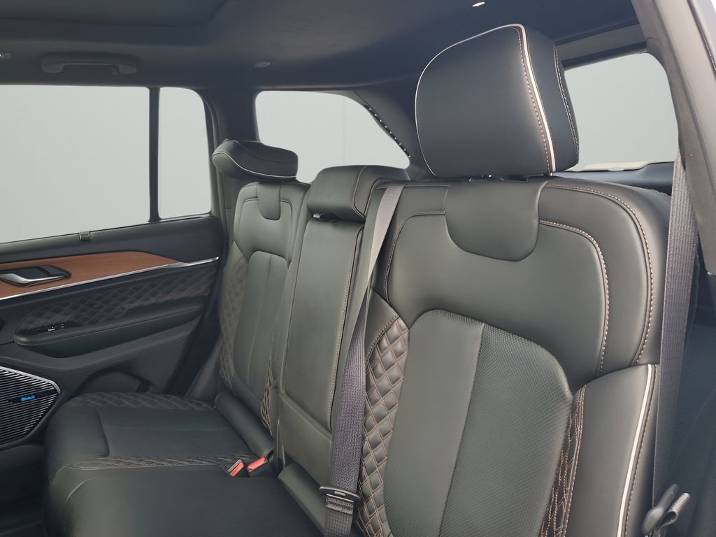 Used Car 2023 Jeep Grand Cherokee  Summit Reserve 4xe For Sale Under $50,000 In Austin, Texas