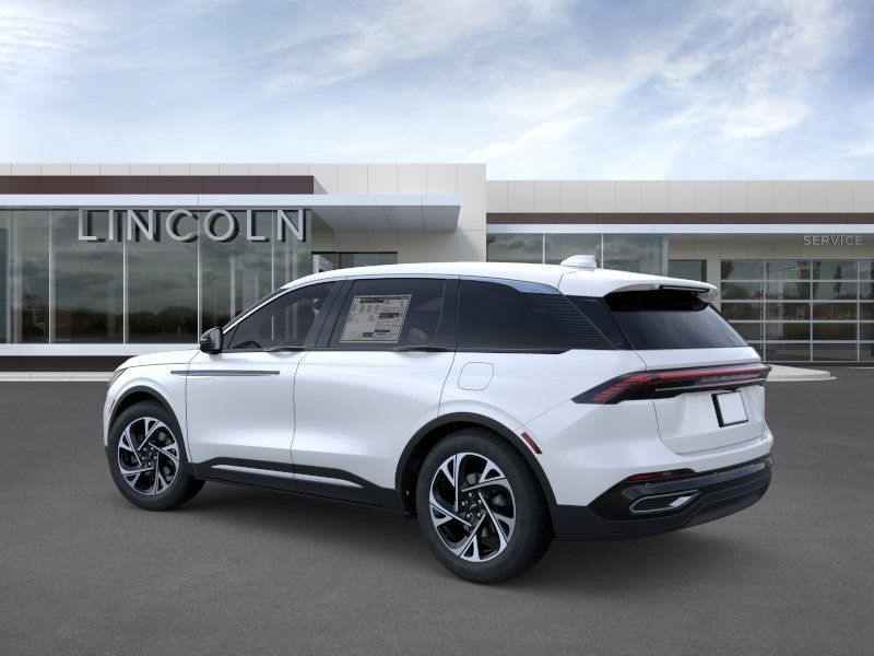 Thumbnail: 2026 Lincoln Nautilus - 4
