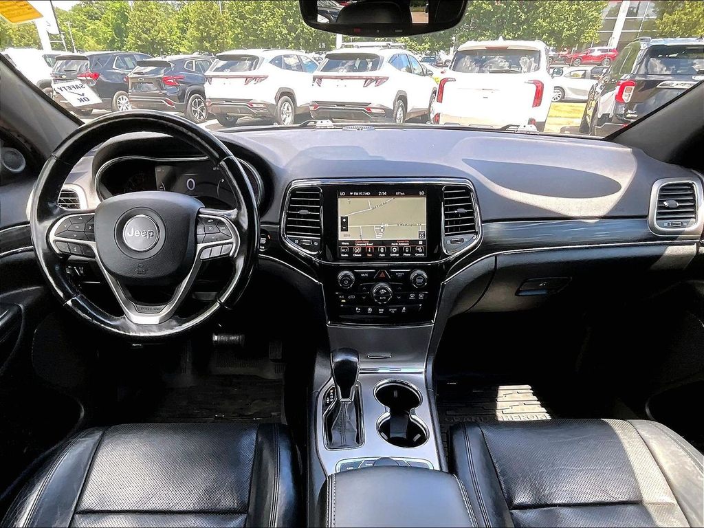 2021 Jeep Grand Cherokee — photo 21