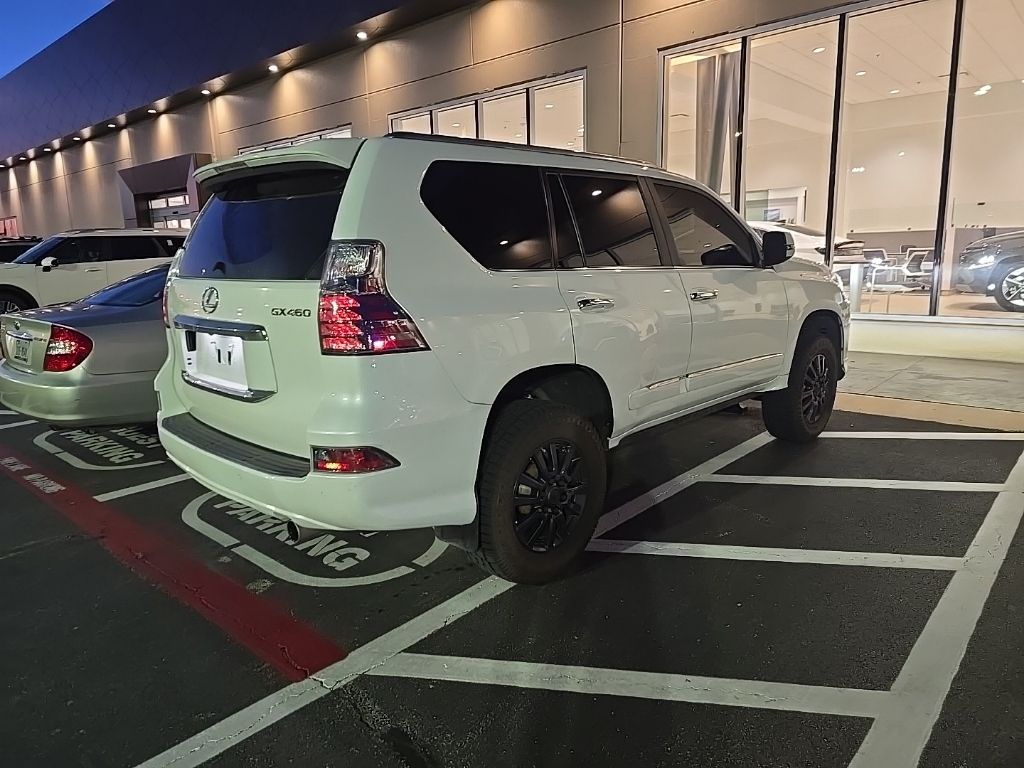 Thumbnail: 2015 Lexus GX - 5