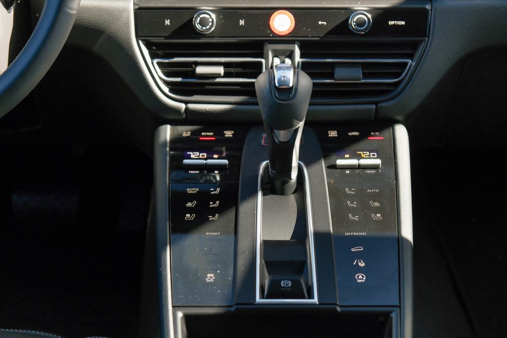 New 2026  Porsche  image 18