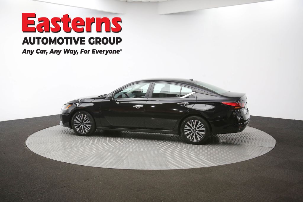 Used 2024 Black Nissan 2.5 SV image 58