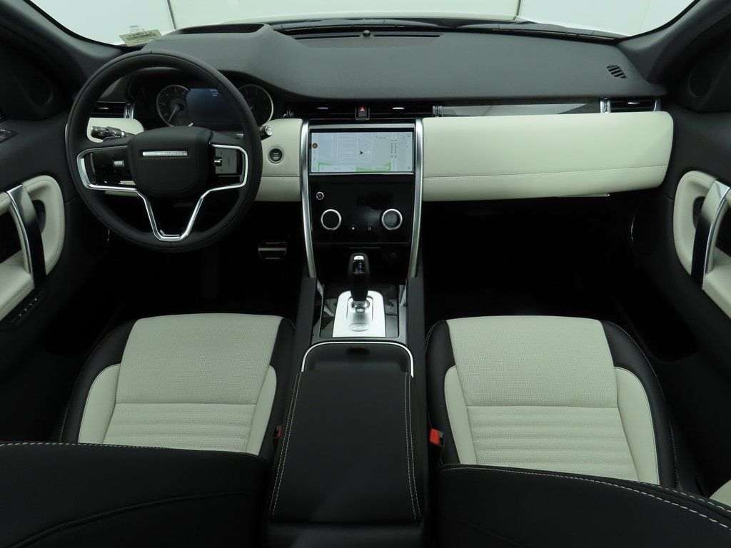Thumbnail: 2023 Land Rover Discovery Sport - 13
