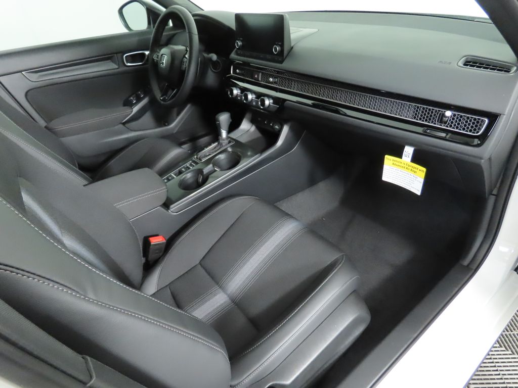 2025 Honda Civic Sport 18
