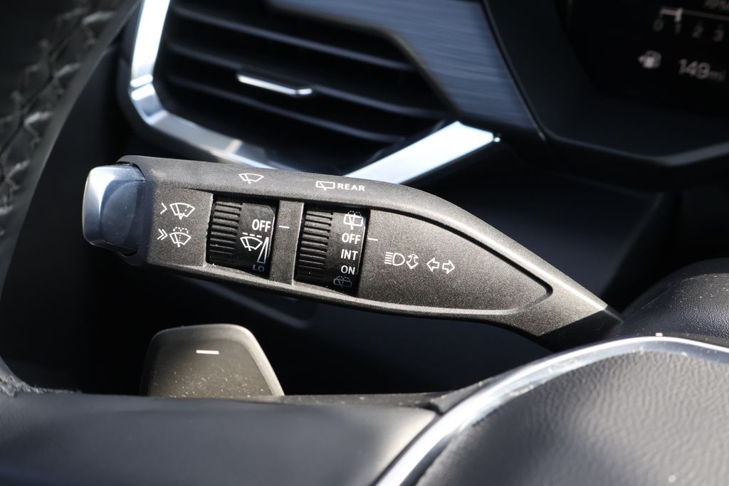 Thumbnail: 2025 GMC Acadia - 25