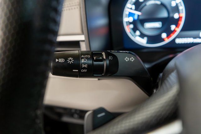 2024 Mitsubishi Outlander SEL Platinum Edition Black at Auto Express Mitsubishi