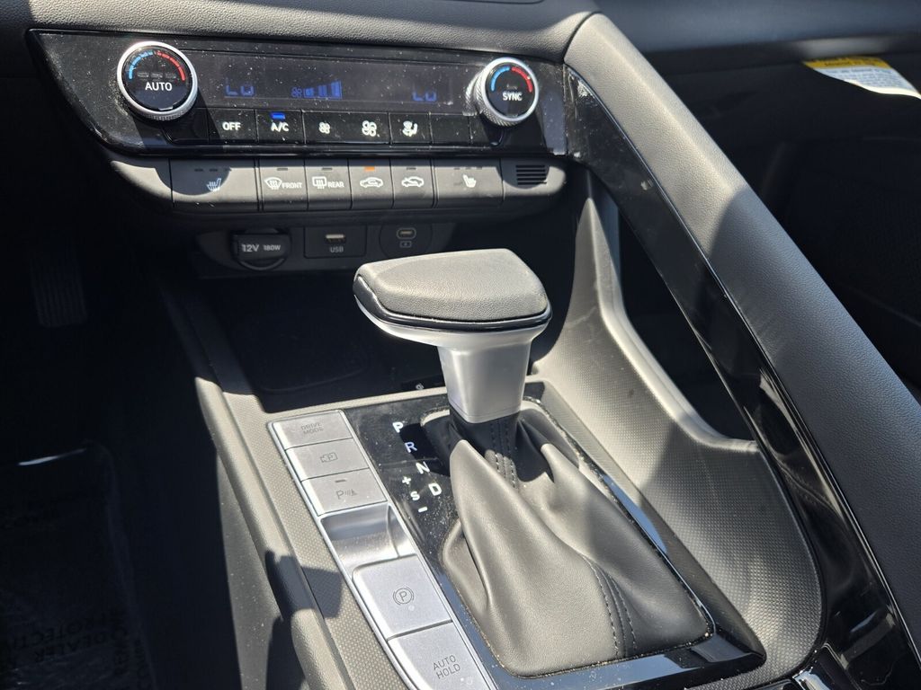2024 Hyundai Elantra - $22,499