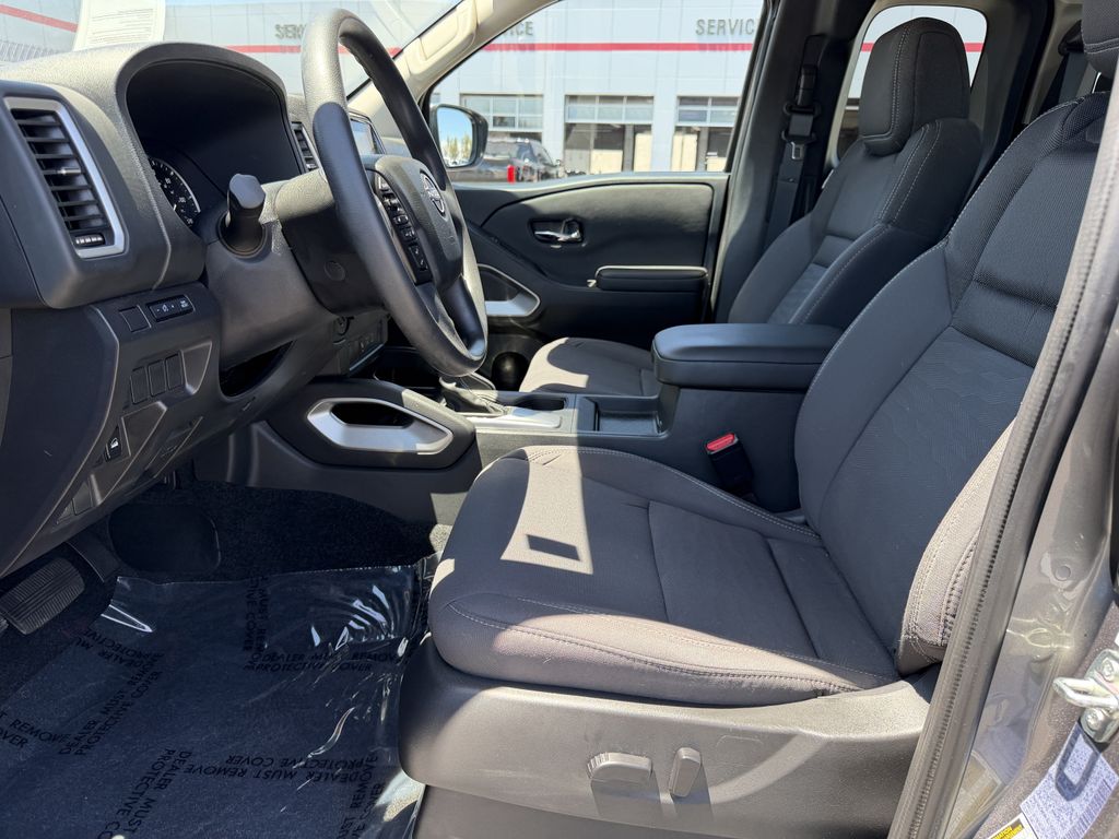 Used 2024 Nissan Frontier Truck