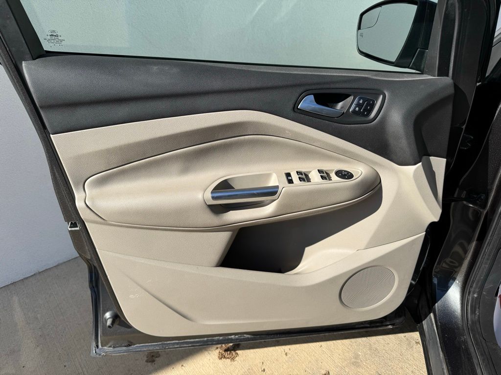 Used Car 2015 Ford Escape  Titanium For Sale Under $12,000 In Georgetown, Texas