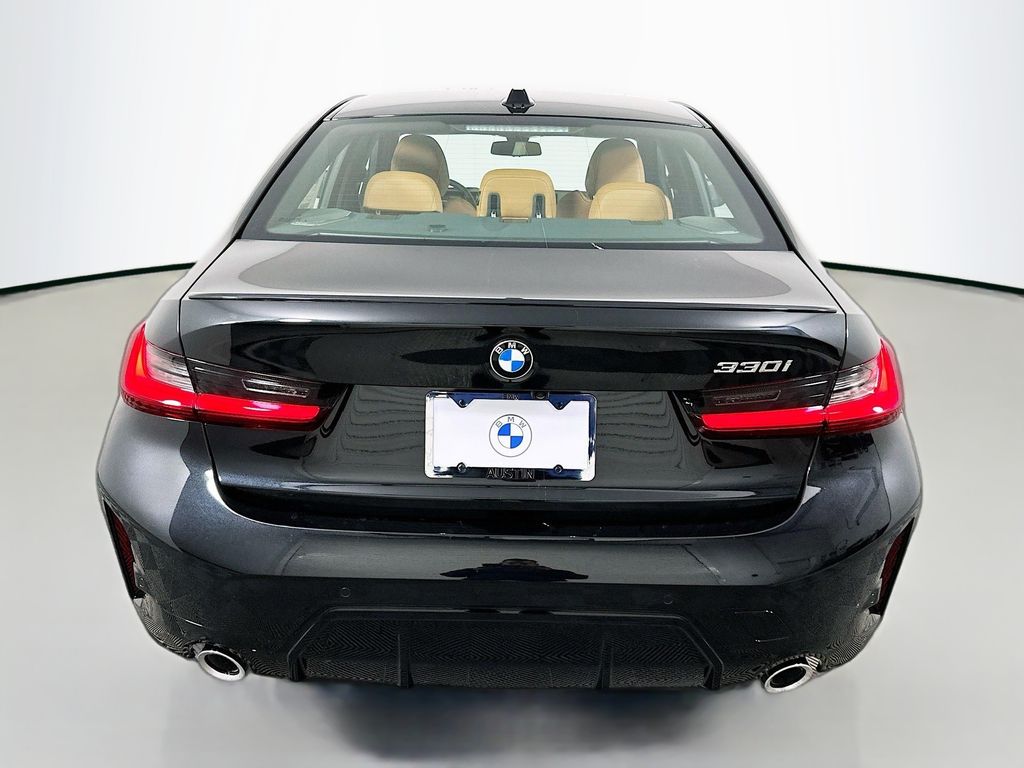 Thumbnail: 2026 BMW 3 Series - 6