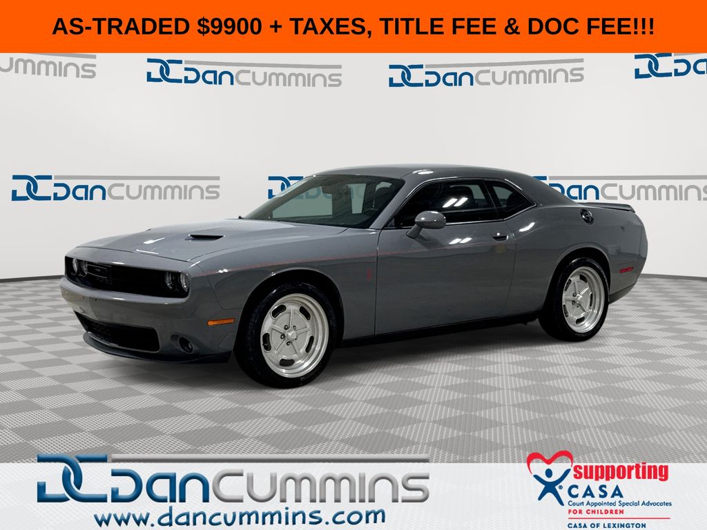2019 Dodge Challenger SXT RWD