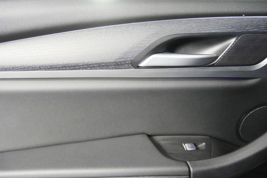 Thumbnail: 2024 BMW X3 - 14