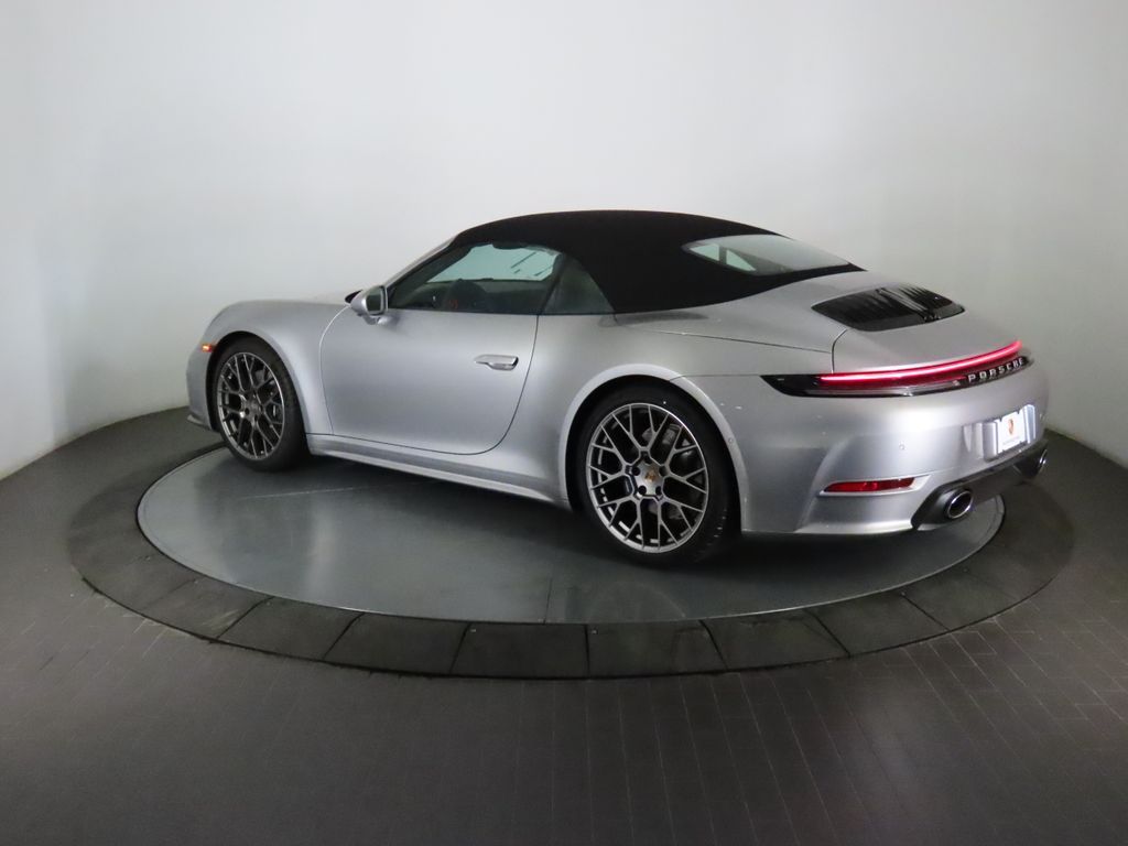 Thumbnail: 2026 Porsche 911 - 3
