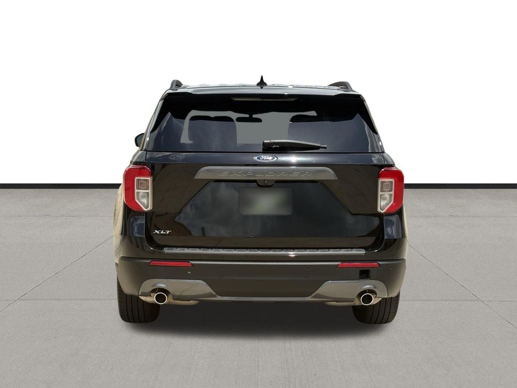 2023 Ford Explorer XLT - 5