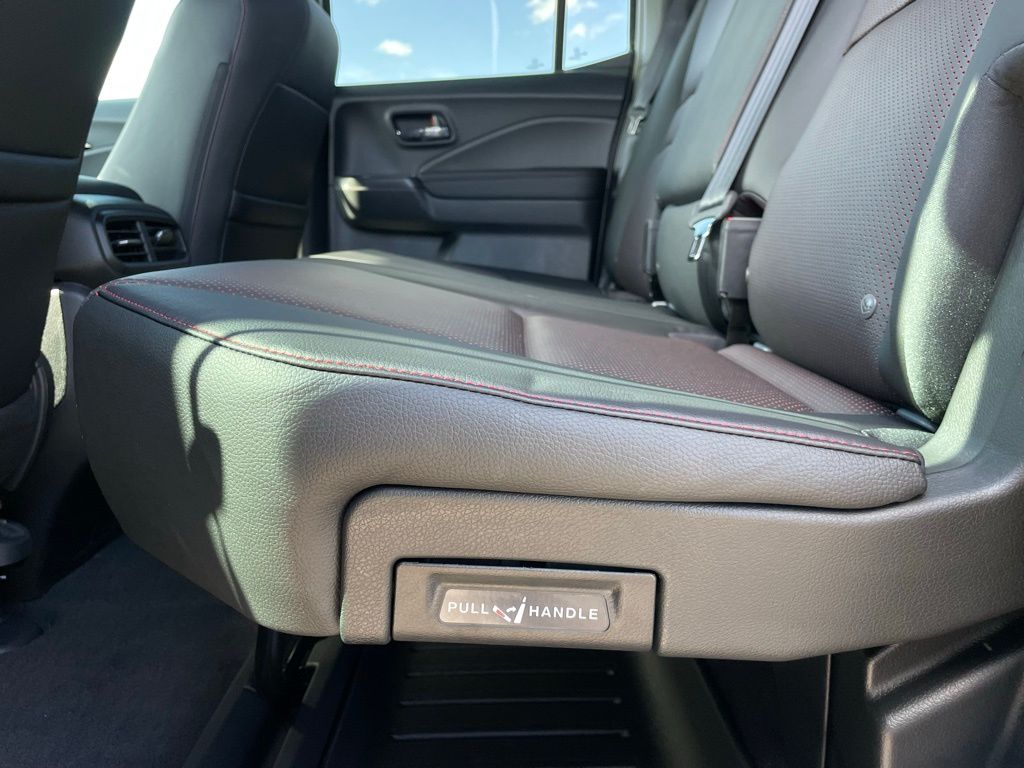 Thumbnail: 2026 Honda Ridgeline - 32