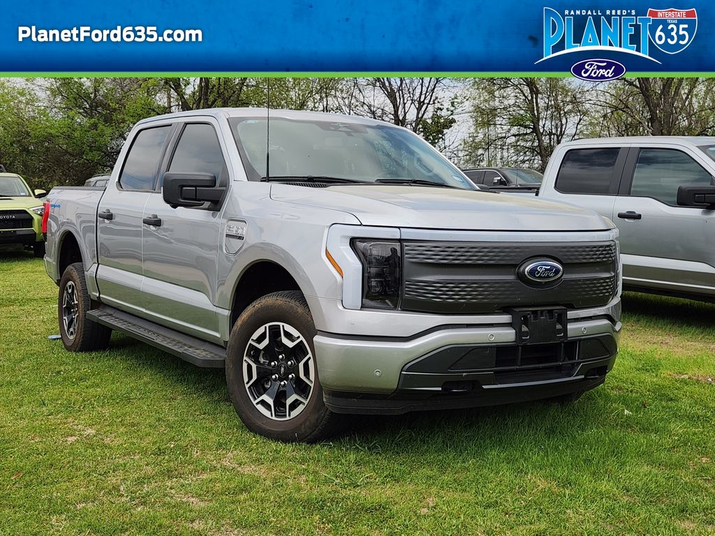 2023 Ford F-150 Lightning XLT SuperCrew AWD