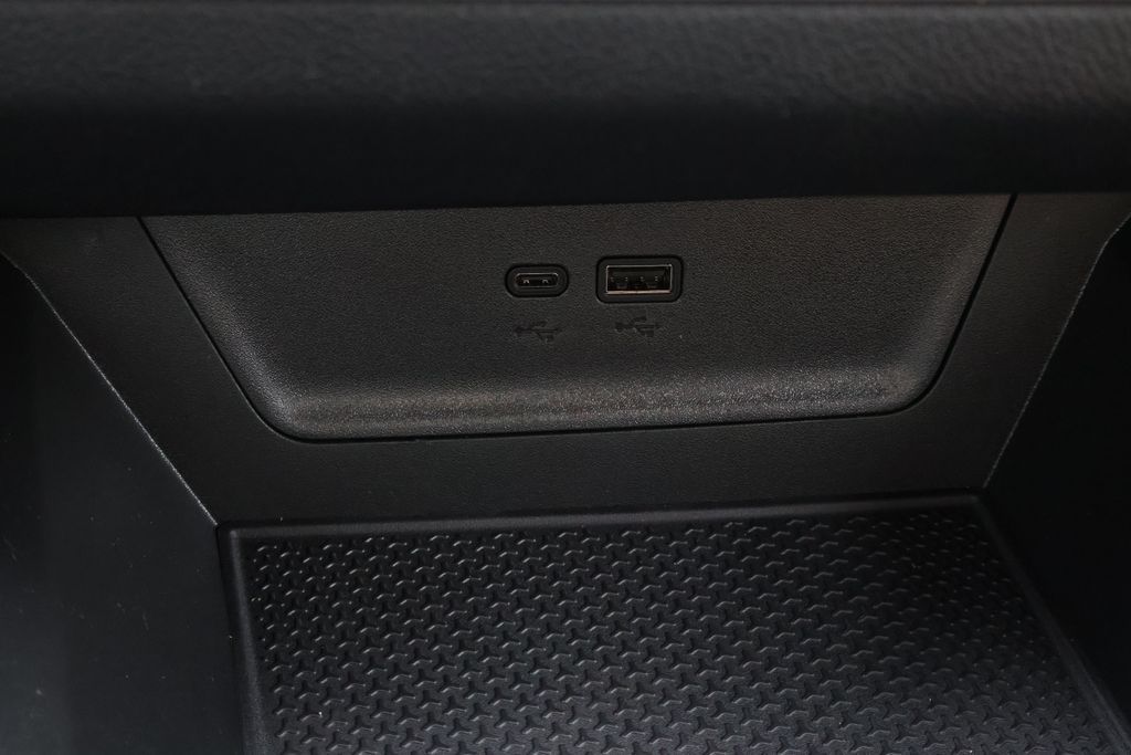 Thumbnail: 2026 Chevrolet Equinox - 31