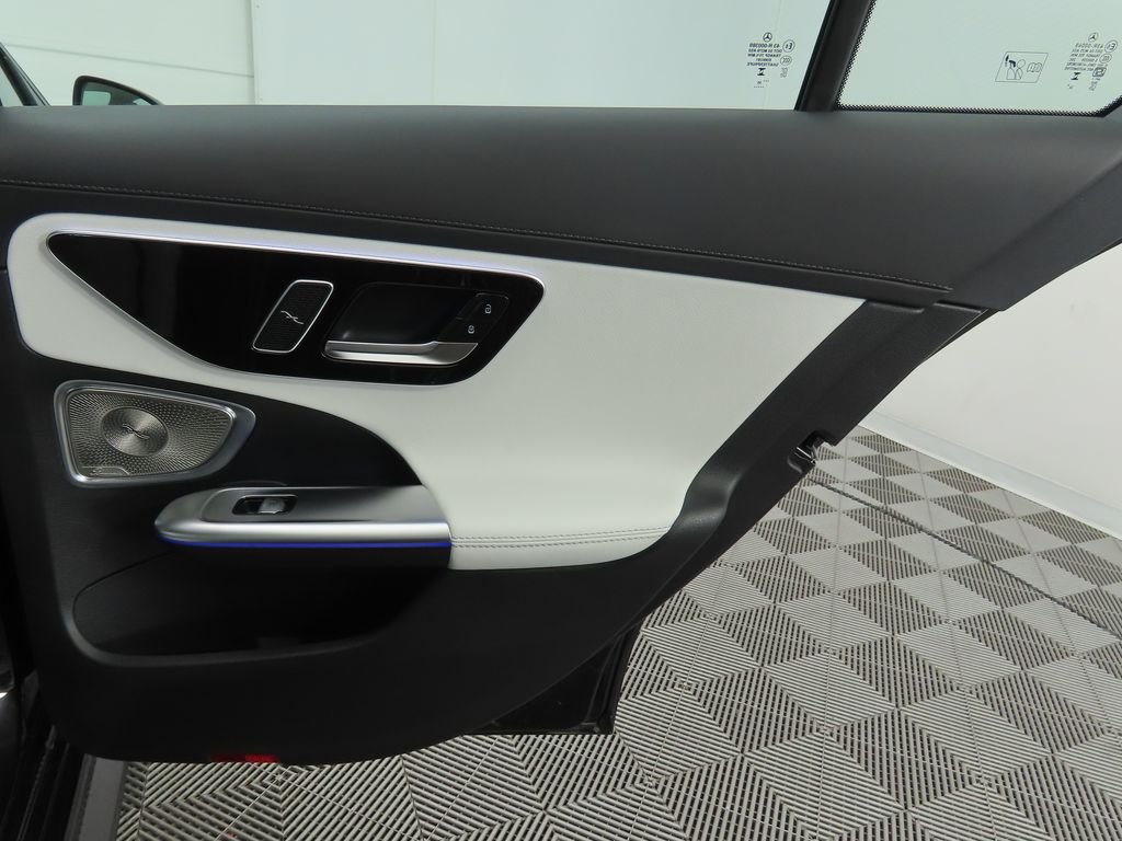 Thumbnail: 2025 Mercedes-Benz C-Class - 27