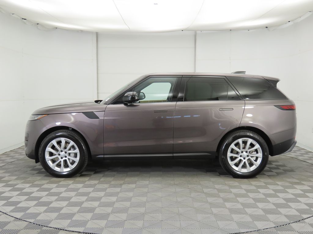 Thumbnail: 2025 Land Rover Range Rover Sport - 8