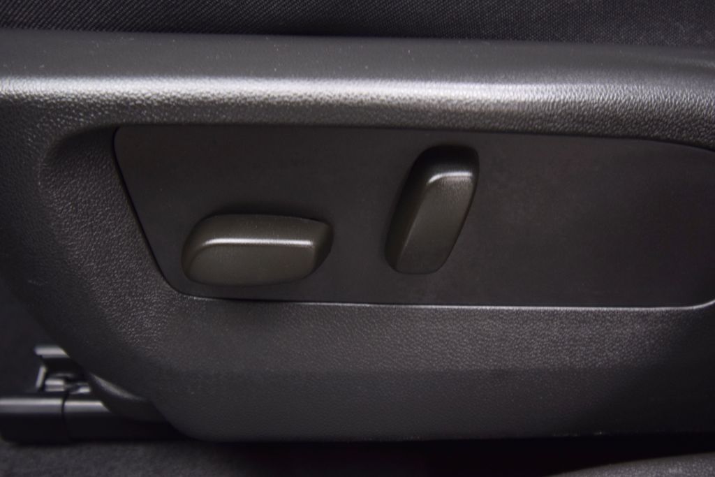 used 2023 Buick Envision car, priced at $31,597