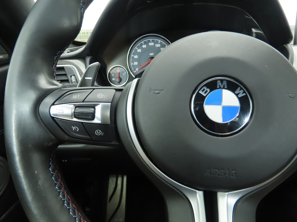 Thumbnail: 2020 BMW M4 - 11