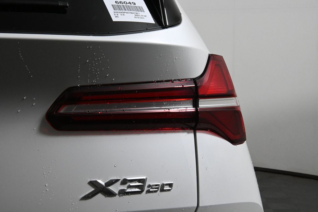 Thumbnail: 2026 BMW X3 - 13