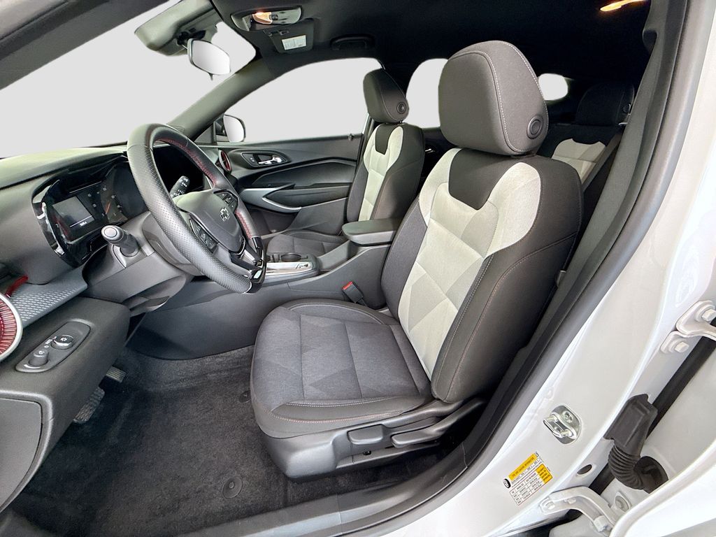 Thumbnail: 2024 Chevrolet Trax - 19
