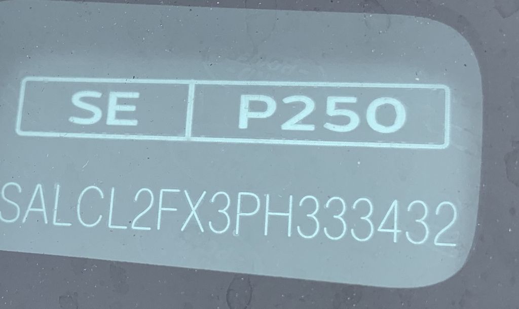 Thumbnail: 2023 Land Rover Discovery Sport - 25