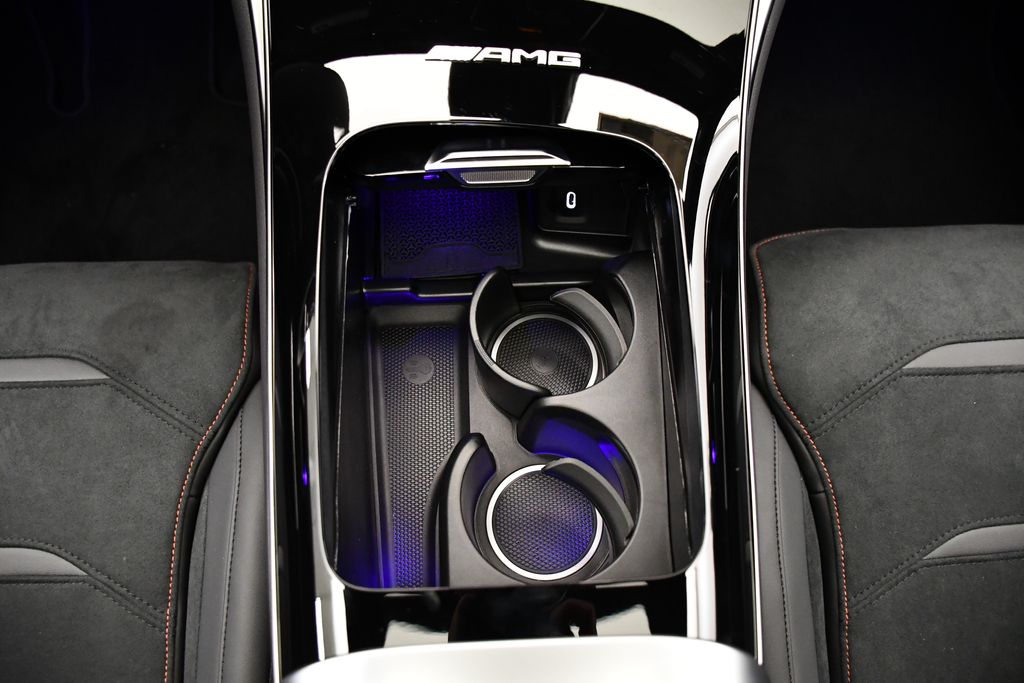 Thumbnail: 2025 Mercedes-Benz GLC - 29