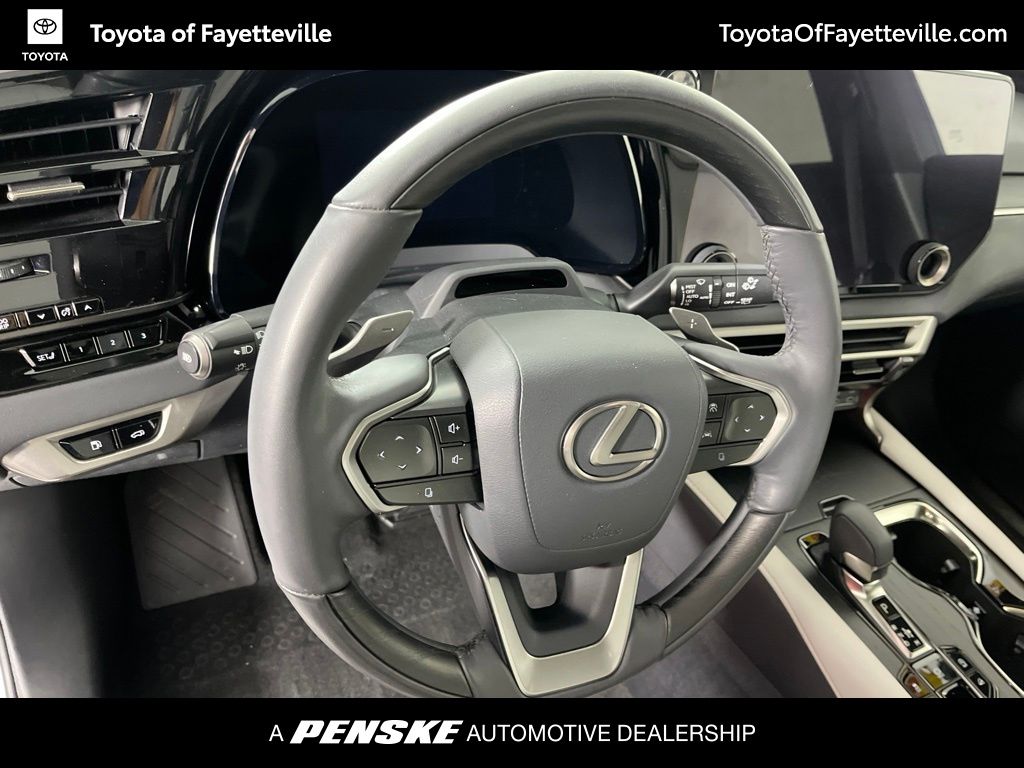 Thumbnail: 2023 Lexus RX - 26