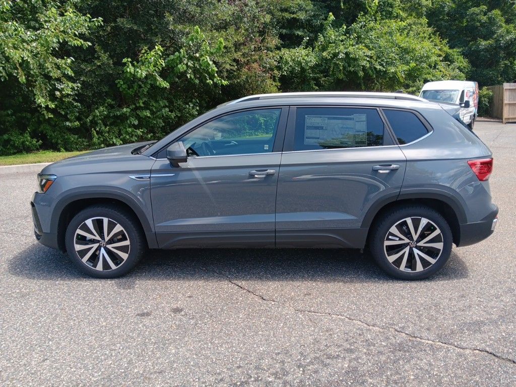 2024 Volkswagen Taos 1.5T SE 2