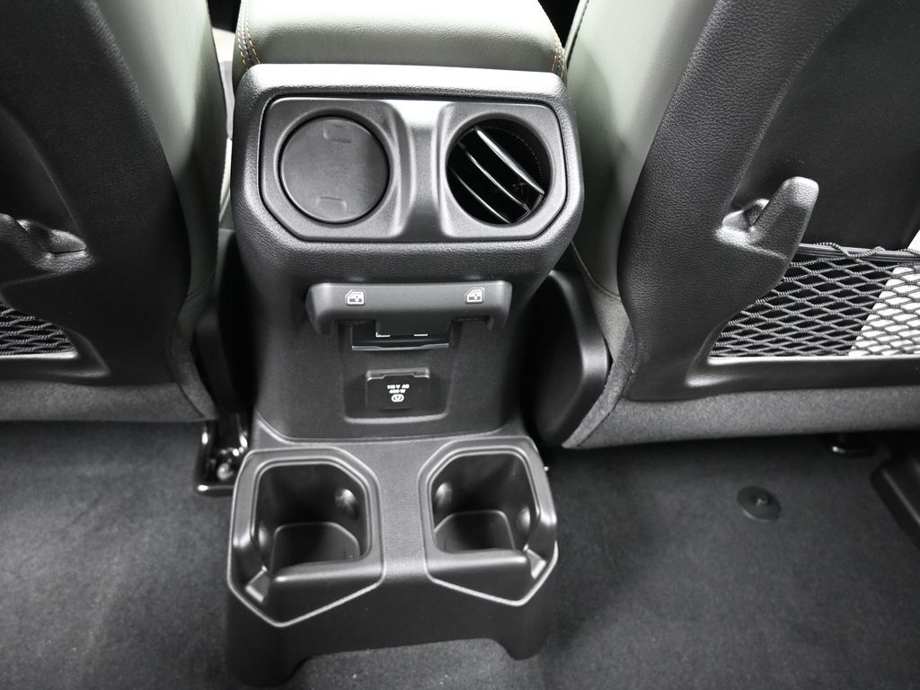 New 2026 Black Clearcoat Jeep Mojave image 31