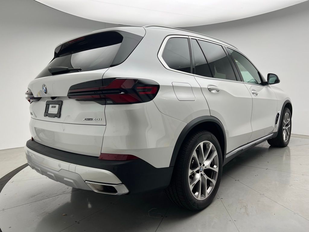 Thumbnail: 2025 BMW X5 - 3