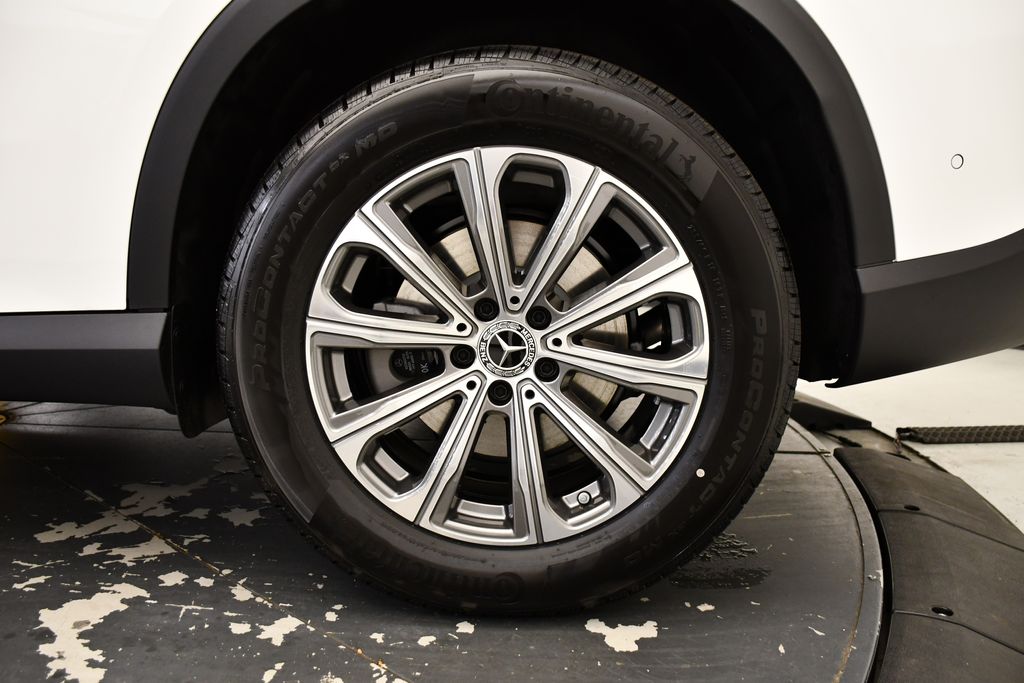 Thumbnail: 2025 Mercedes-Benz GLC - 14