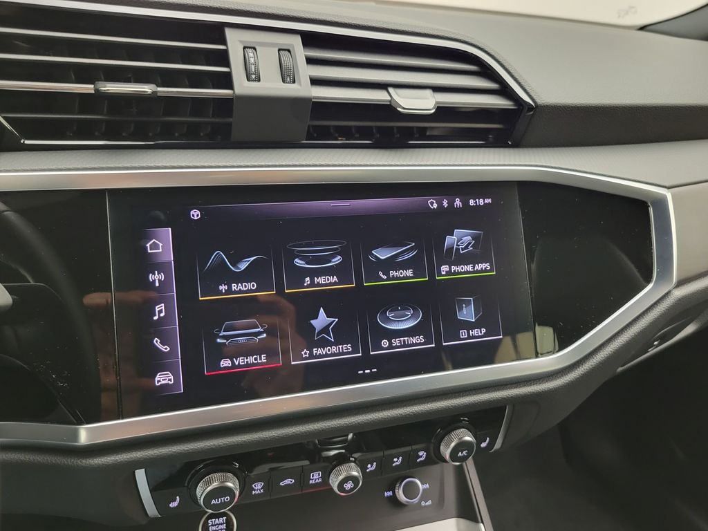 Thumbnail: 2024 Audi Q3 - 32