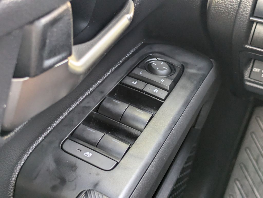 Used 2025 Toyota Tacoma Hybrid Truck