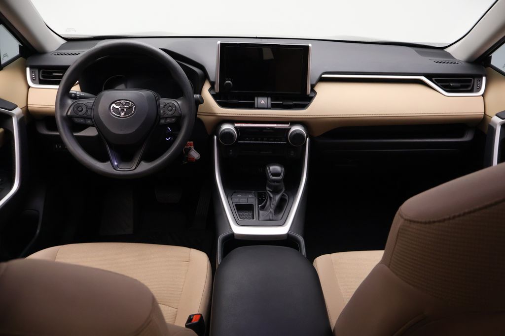 Thumbnail: 2025 Toyota RAV4 - 24