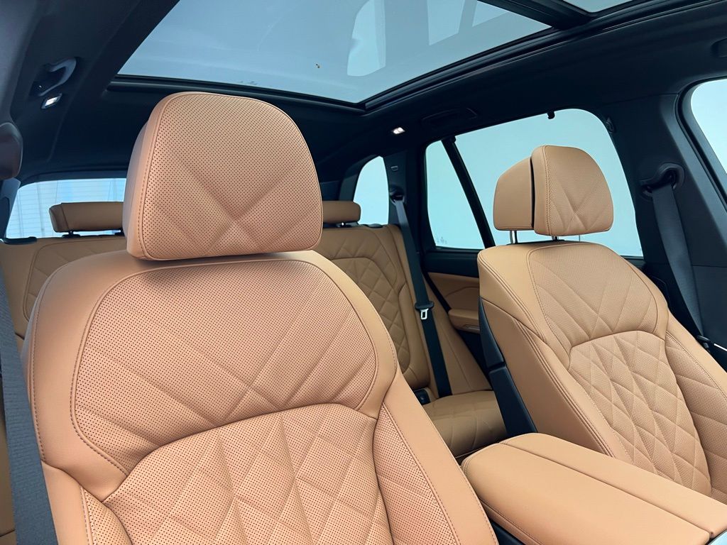 Thumbnail: 2026 BMW X5 - 7