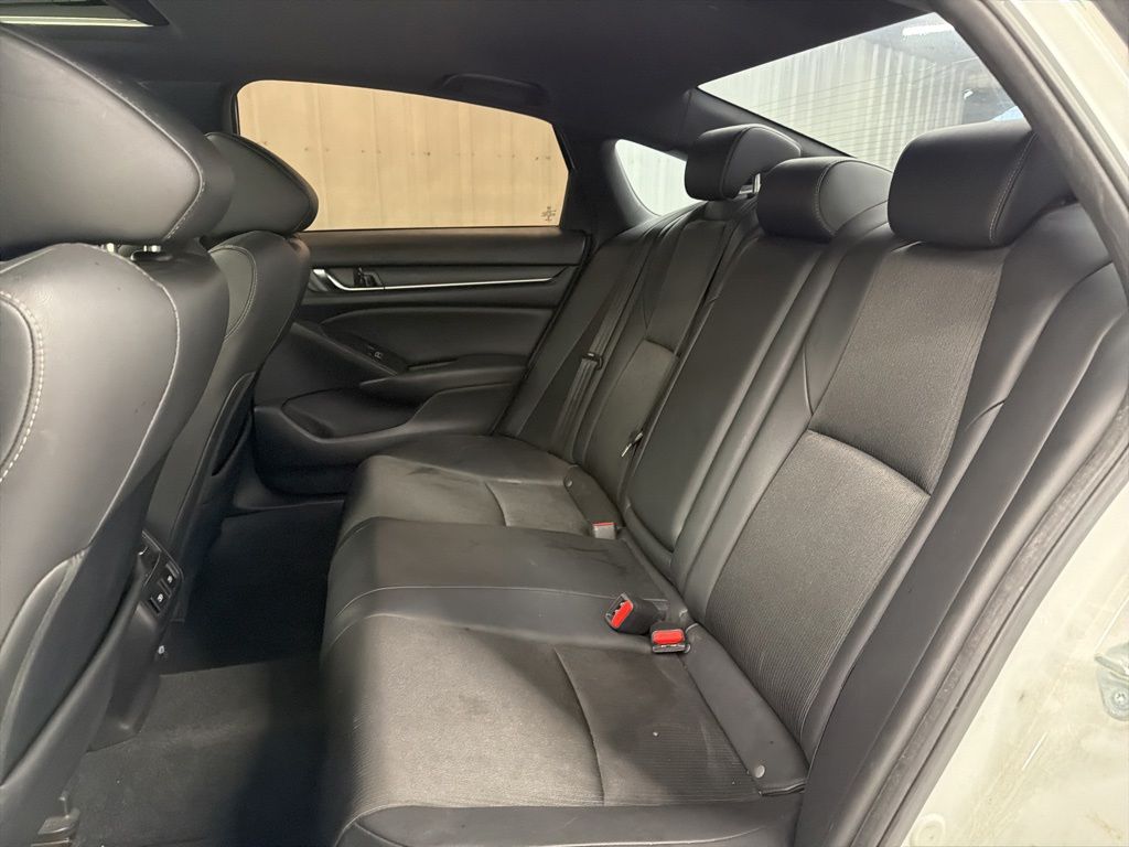 2021 Honda Accord Sport 2.0T White at Emmons Autoplex