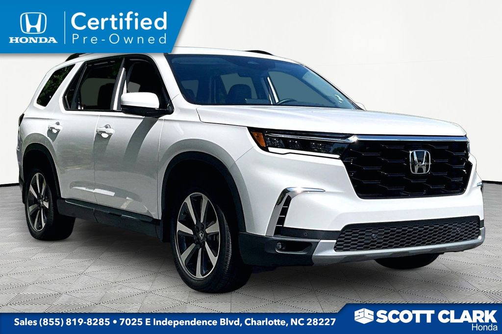 2025 Honda Pilot Touring