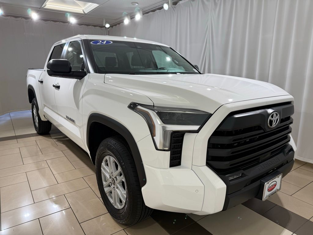 Thumbnail: 2024 Toyota Tundra - 6