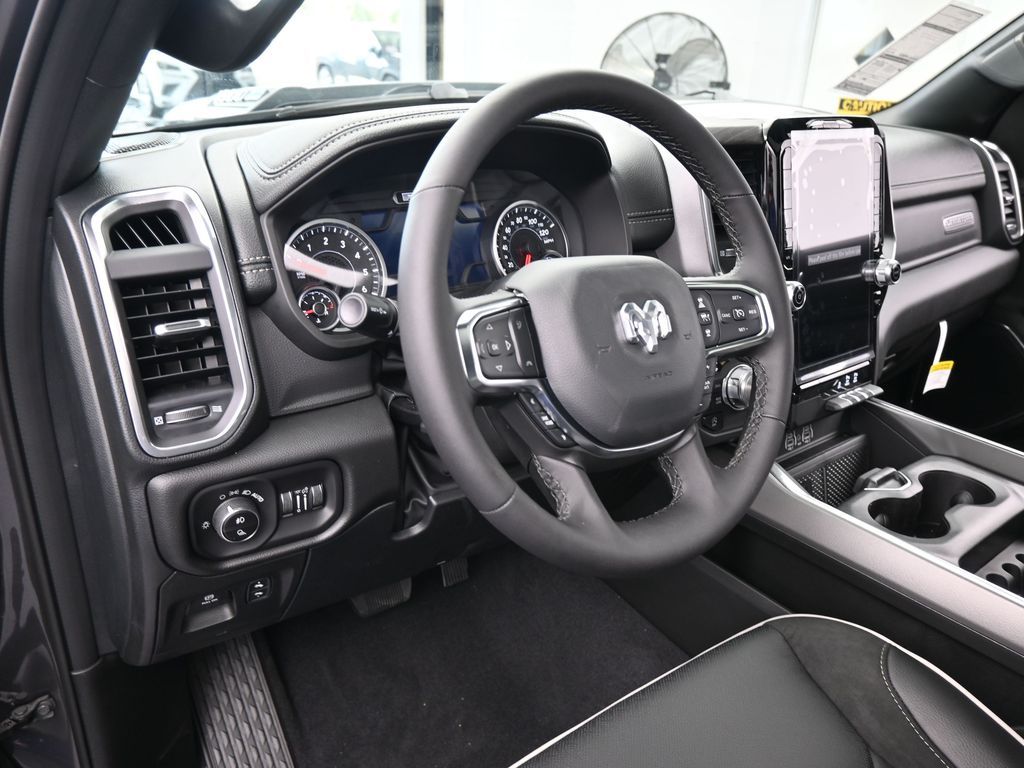 New 2026 Granite Crystal Metallic Clearcoat Ram Laramie image 10